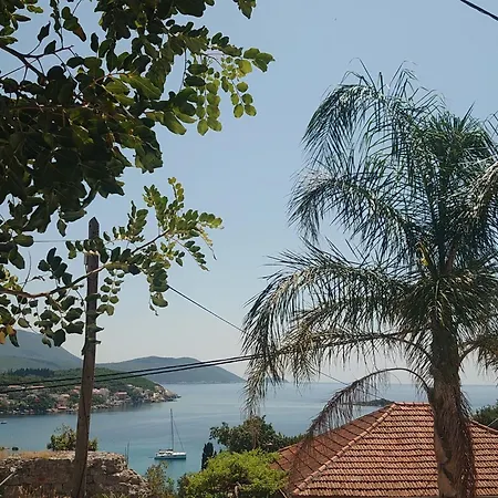 Peragic Apartment Molunat